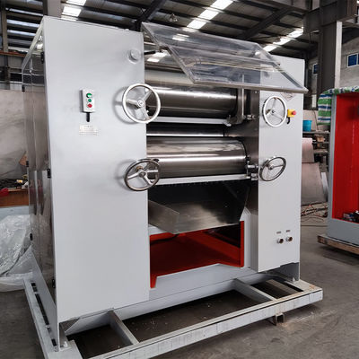 3000 KG pro Stunde vollautomatische industrielle Dreirollmühle Dreirollmühle